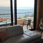4k *
