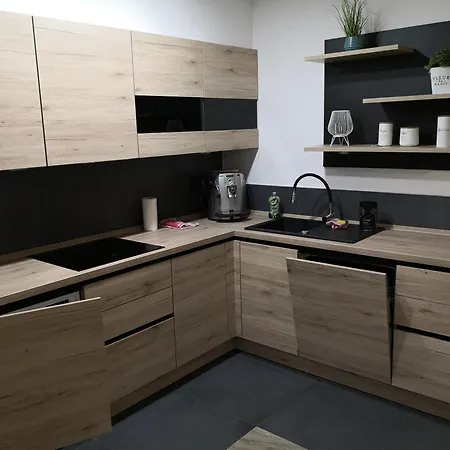 Apartment 4k